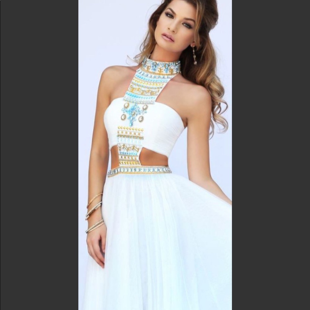 Sherri Hill prom dress